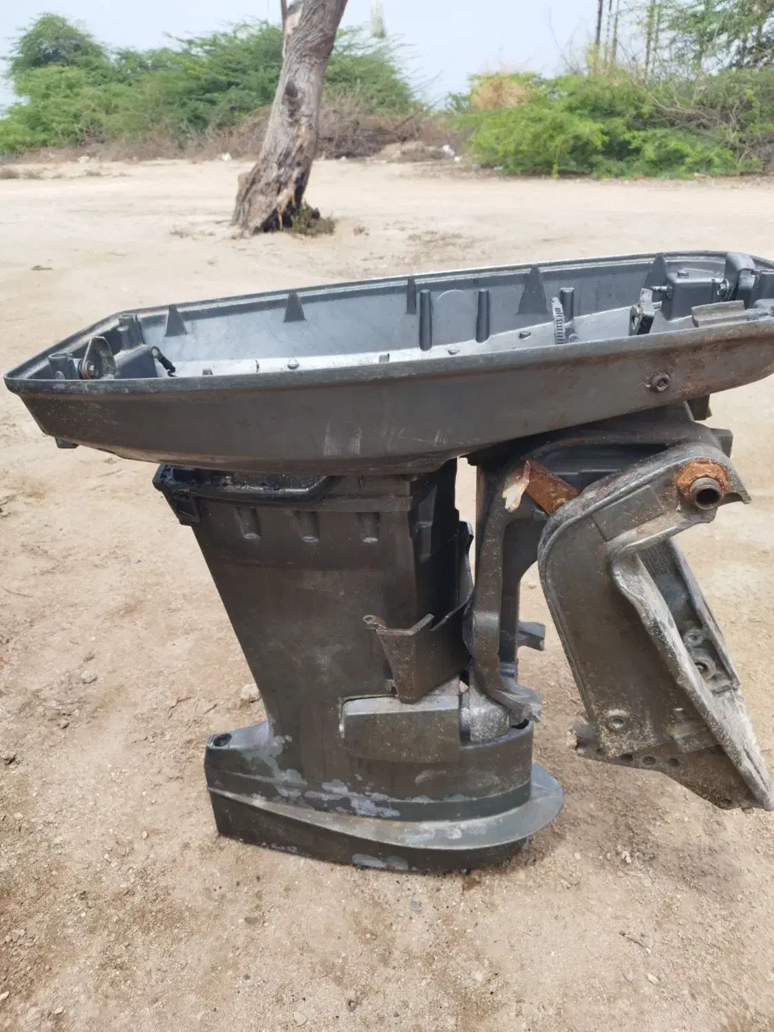 لوازم موتور قایق 75،85|قایق و سایر وسایل نقلیه|بندر گناوه, |دیوار