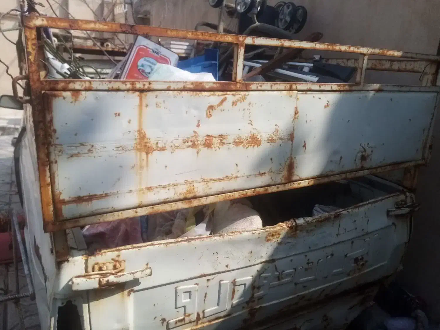 اطاق بار پیکان|قطعات یدکی و لوازم جانبی|گلبهار, شهر جدید گلبهار|دیوار