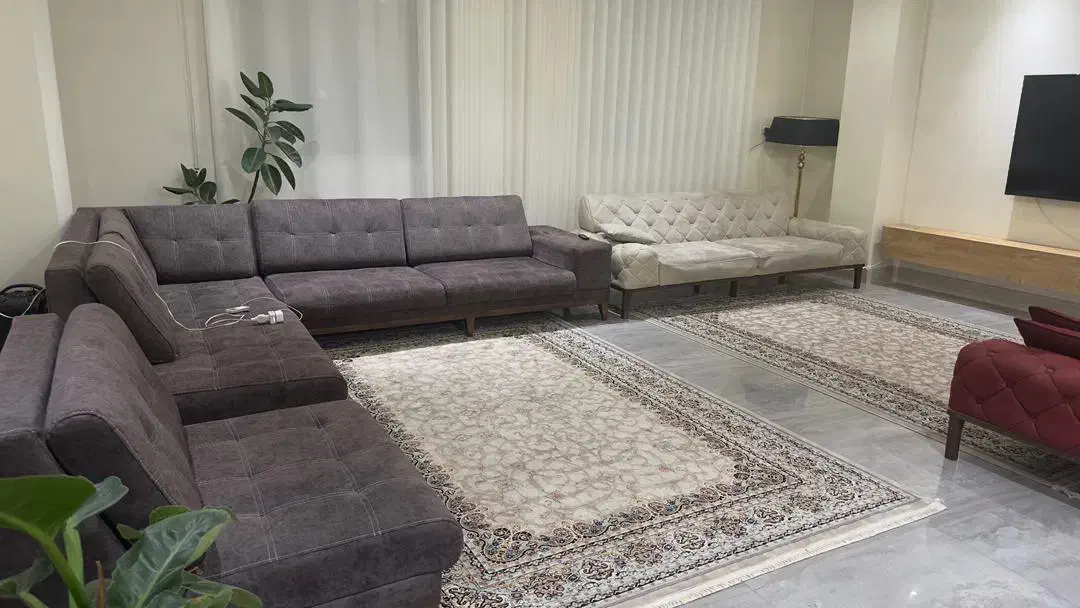 فروش دو دست مبل ۱۰ نفره و ۸ نفره|مبلمان خانگی و میز عسلی|قائمشهر, |دیوار