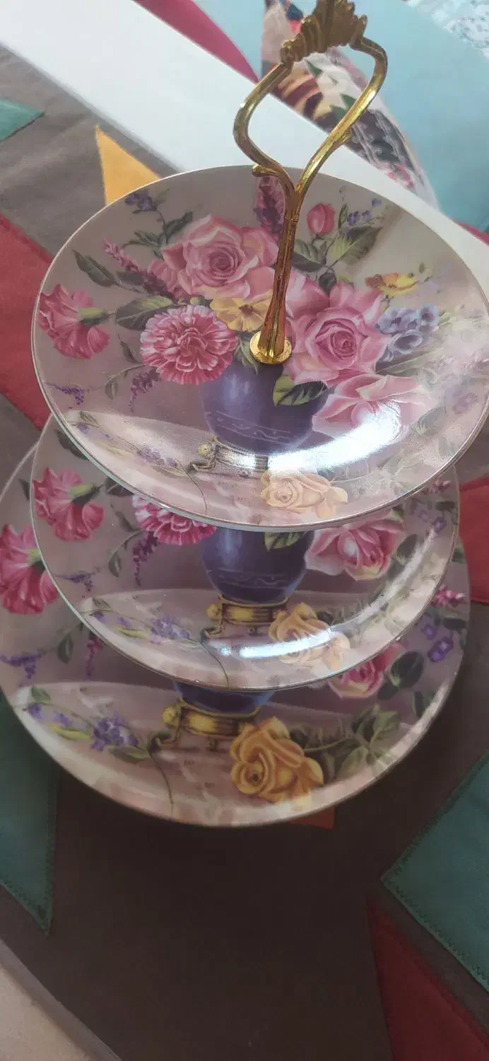 ظرف پذیرایی و گلدان|ظروف سرو و پذیرایی|اصفهان, شهرک کوثر|دیوار