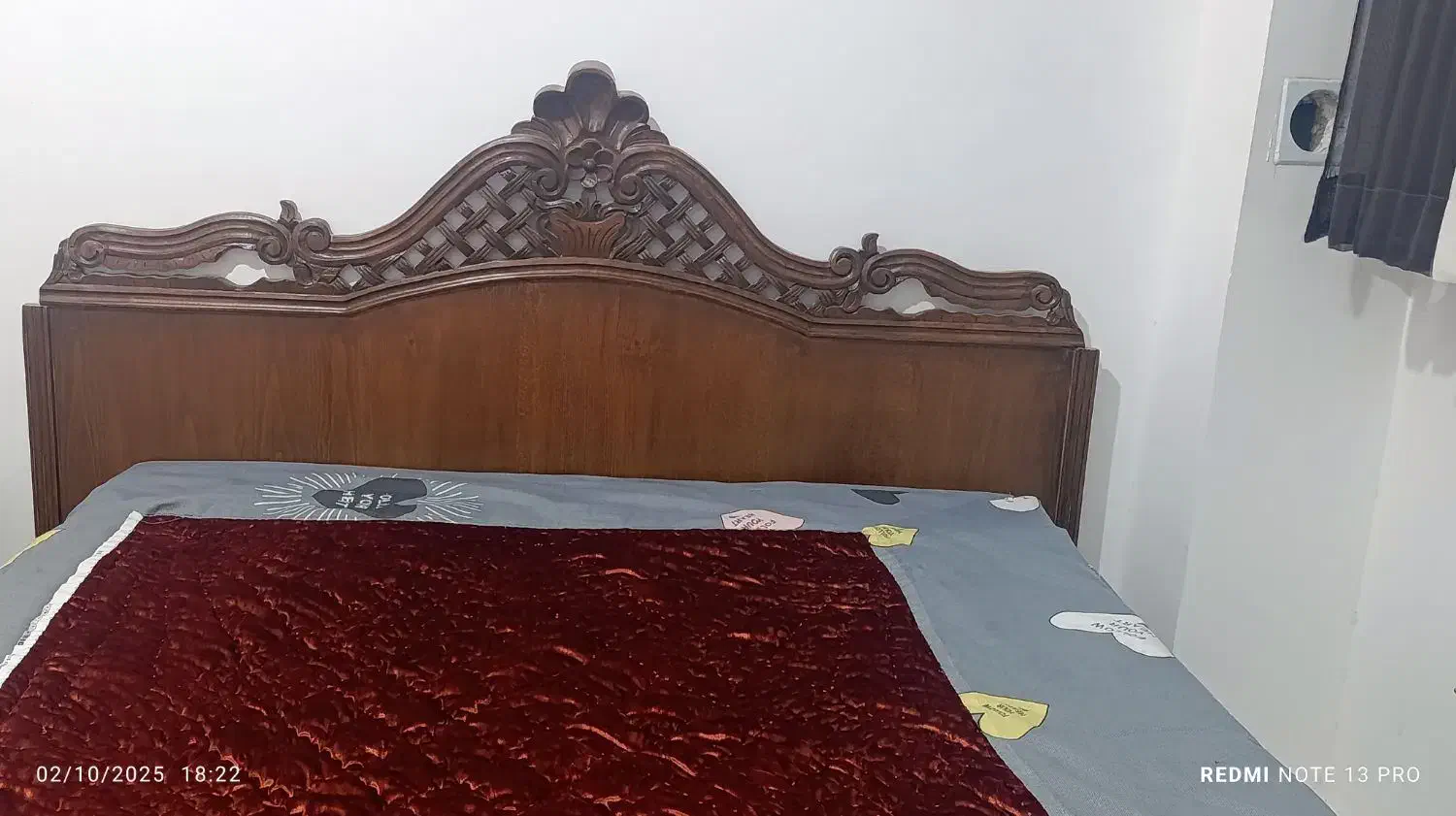تخت و پاتختی|تخت و سرویس خواب|تربت جام, والفجر|دیوار