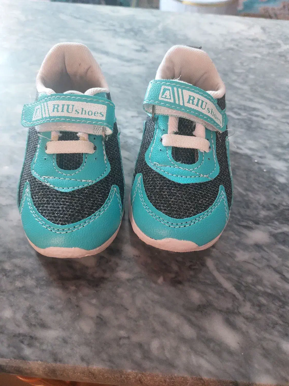 کفش بچگانه|کفش و لباس بچه|شهرکرد, |دیوار