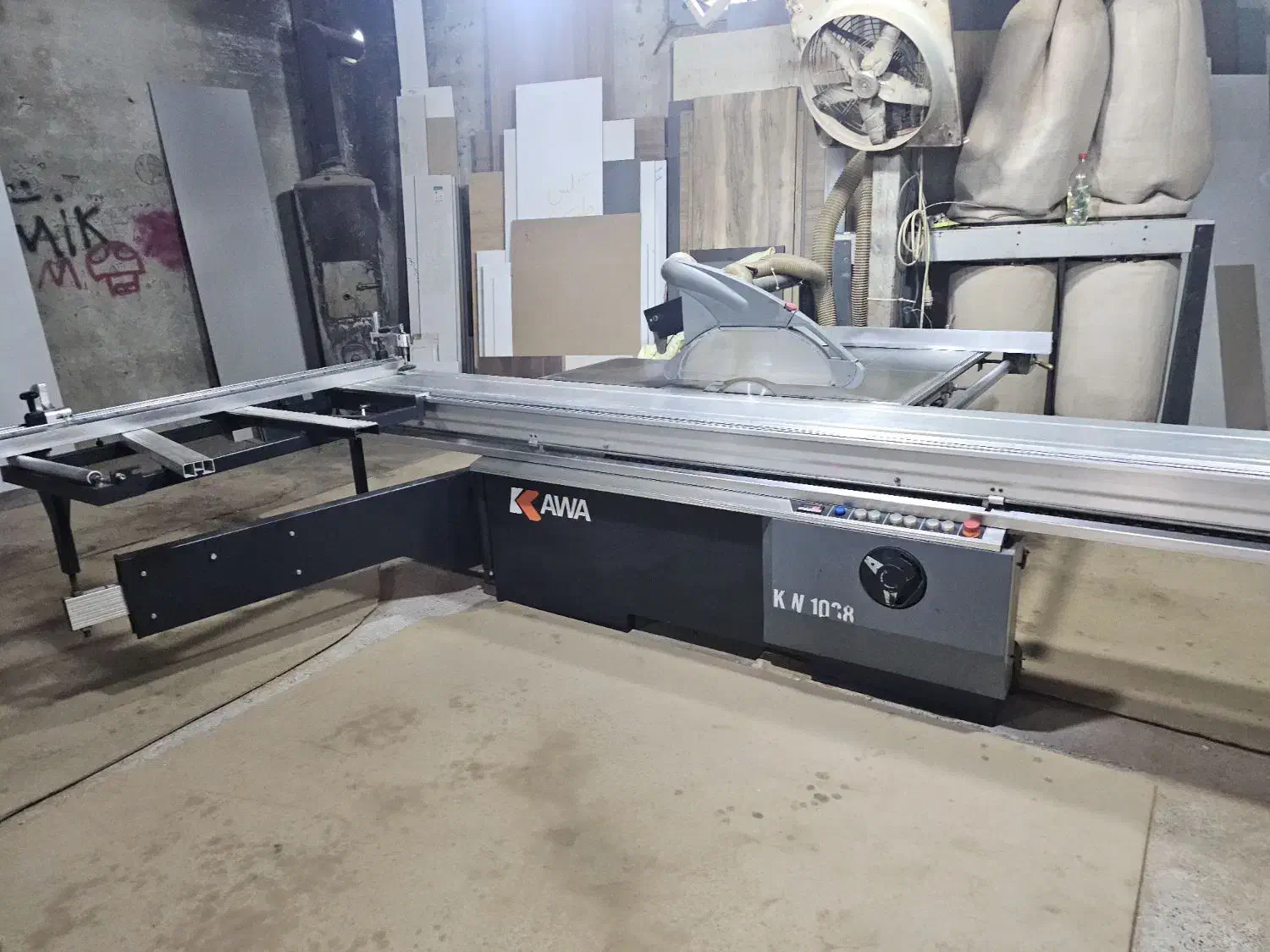 نیروی کار در کارگاه mdf|استخدام صنعتی، فنی، مهندسی|رشت, کوی عرفان|دیوار