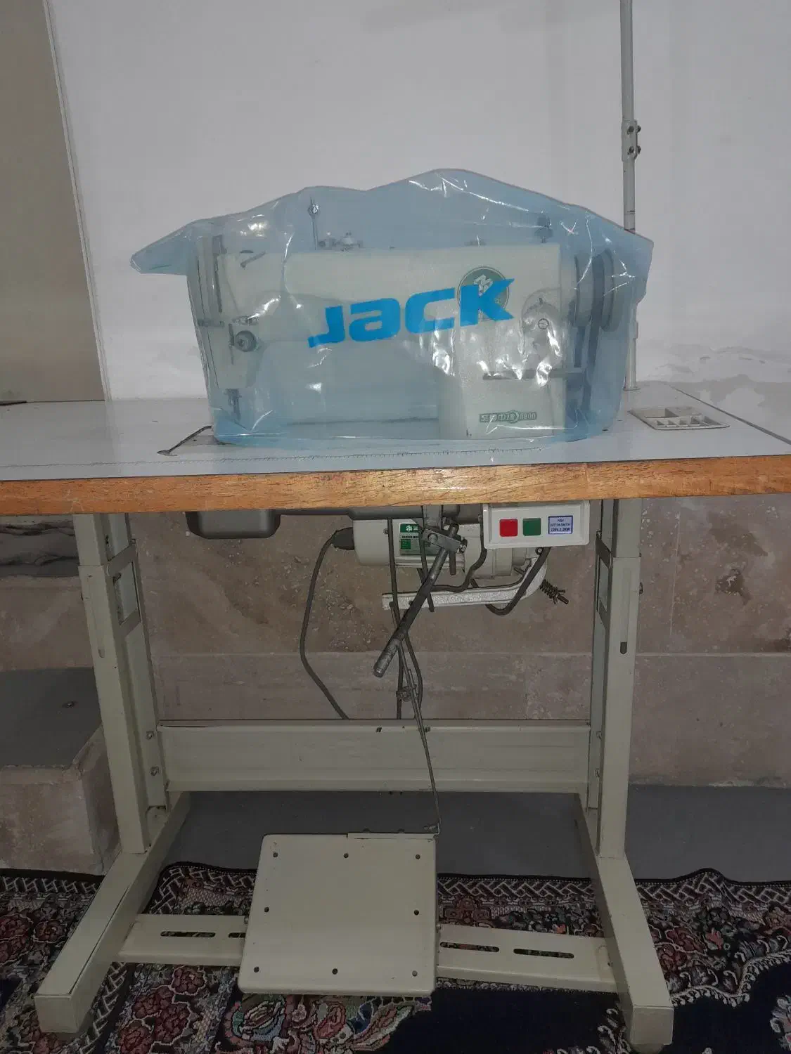 چرخ راسته دوز زوجی|چرخ خیاطی و ریسندگی|یزد, |دیوار