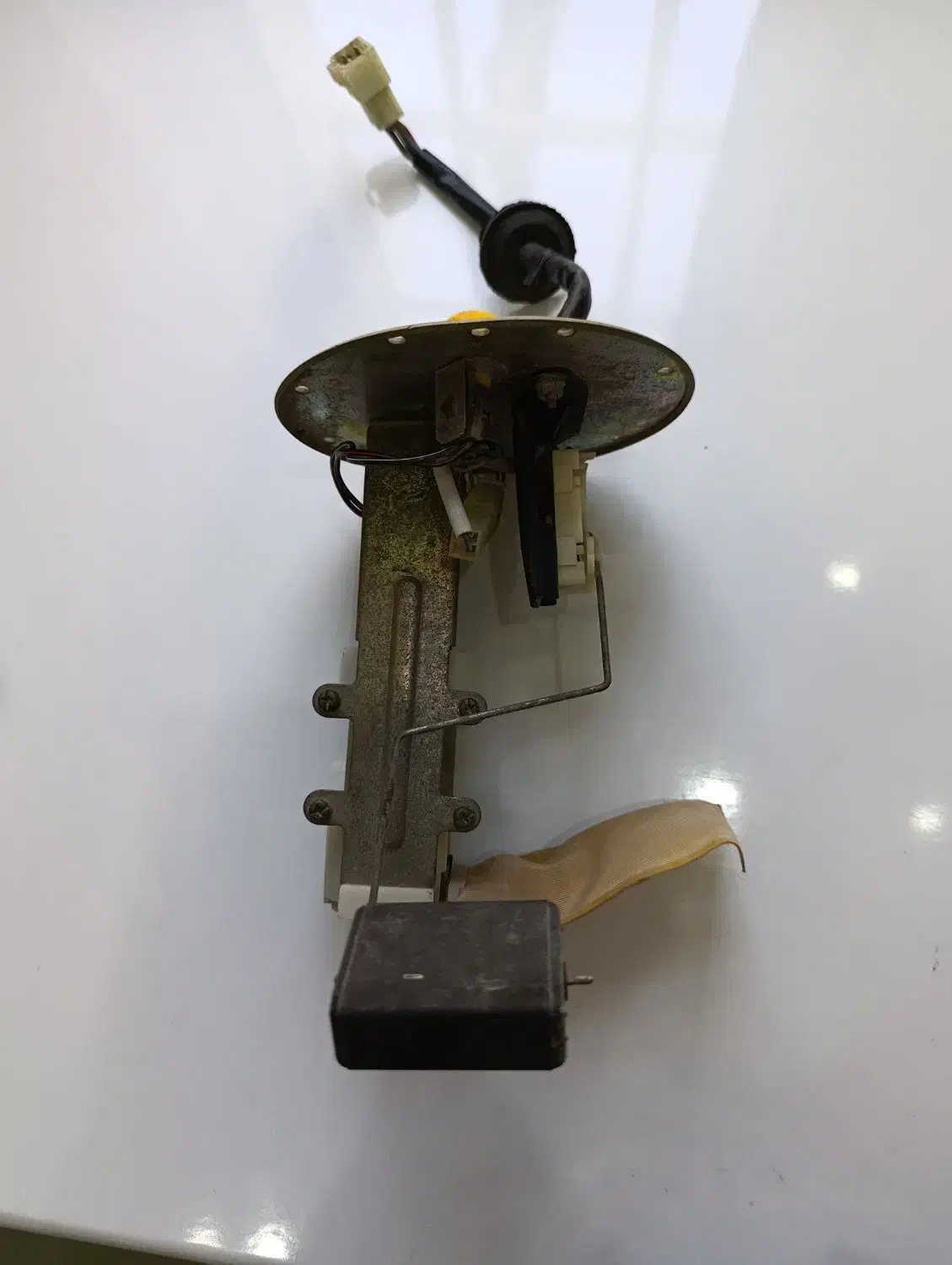 پمپ بنزین پراید و دریچه گاز و هدایت فوق قوی|قطعات یدکی و لوازم جانبی|آبادان, |دیوار