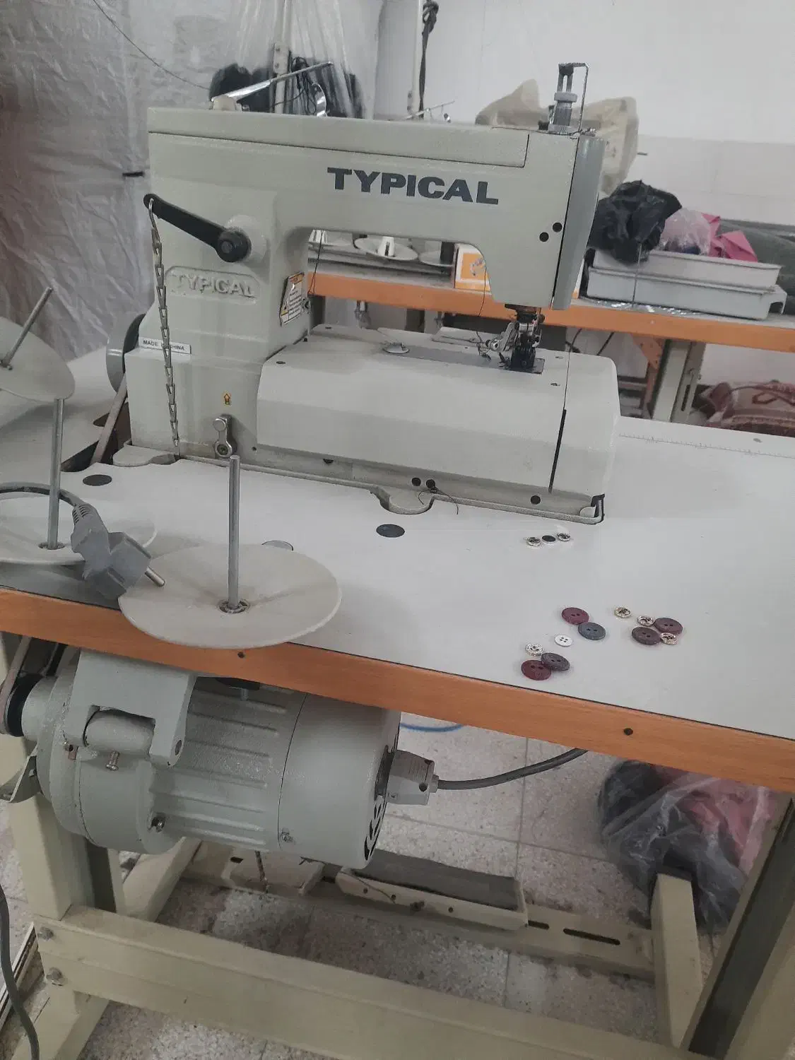 چرخ خیاطی میاندوز تپیکال در حد نو|چرخ خیاطی و ریسندگی|صدرا-فارس, باغشهر گلبهار صدرا|دیوار