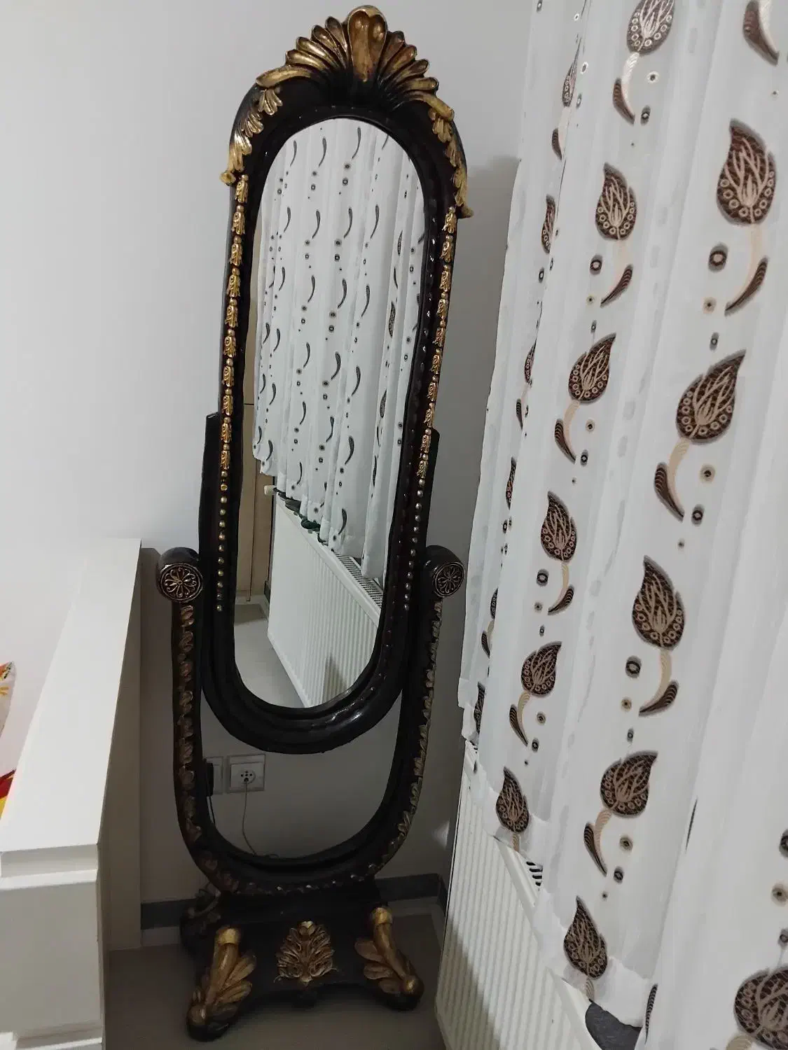 آینه قدی عتیقه پلی استر|کلکسیون اشیاء عتیقه|تبریز, |دیوار