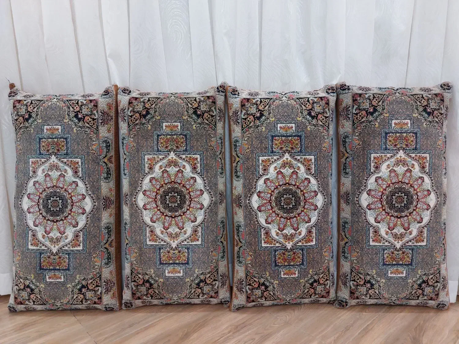 ۲ جفت پشتی ۱۲۰۰ شانه برجسته|پشتی|مشهد, کوی سیدی|دیوار