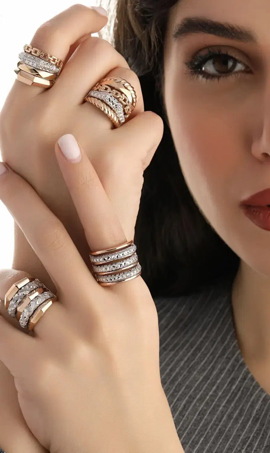 انگشتر یورمن ( پورتوفینو )|جواهرات|قم, نیروگاه|دیوار