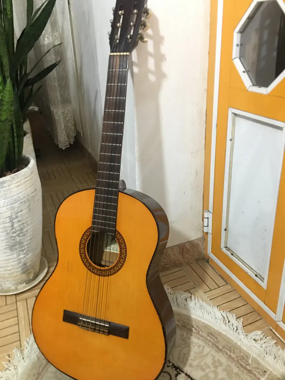 گیتار prince ساخت اندونزی اصلی|گیتار، بیس، امپلیفایر|رشت, عینک|دیوار