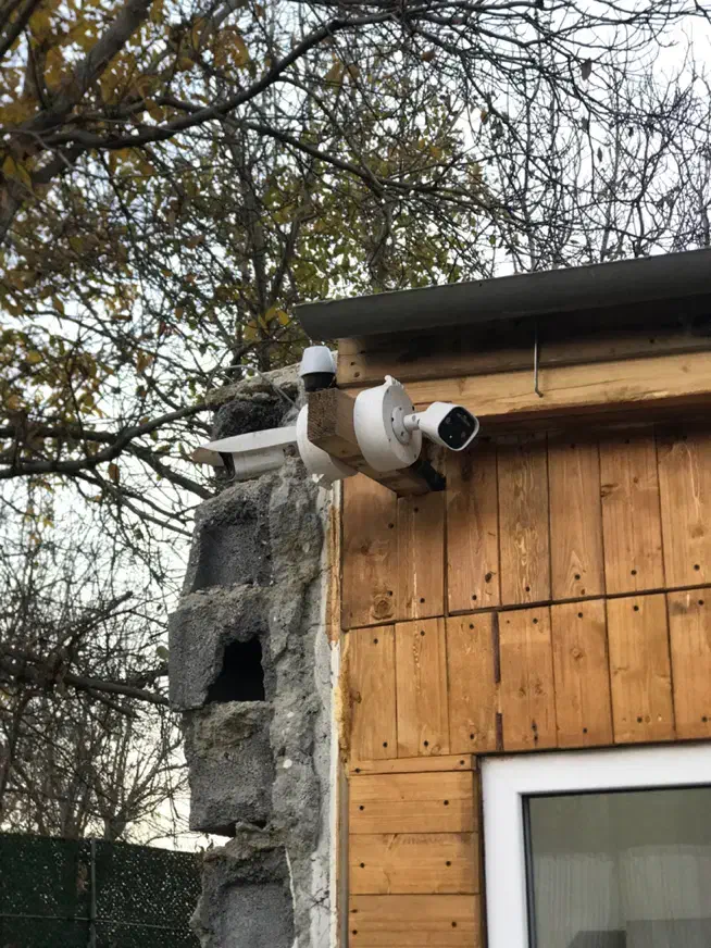 نصب و فروش دوربین مداربسته نقد و چک نورپردازی باغ|خدمات پیشه و مهارت|همدان, |دیوار