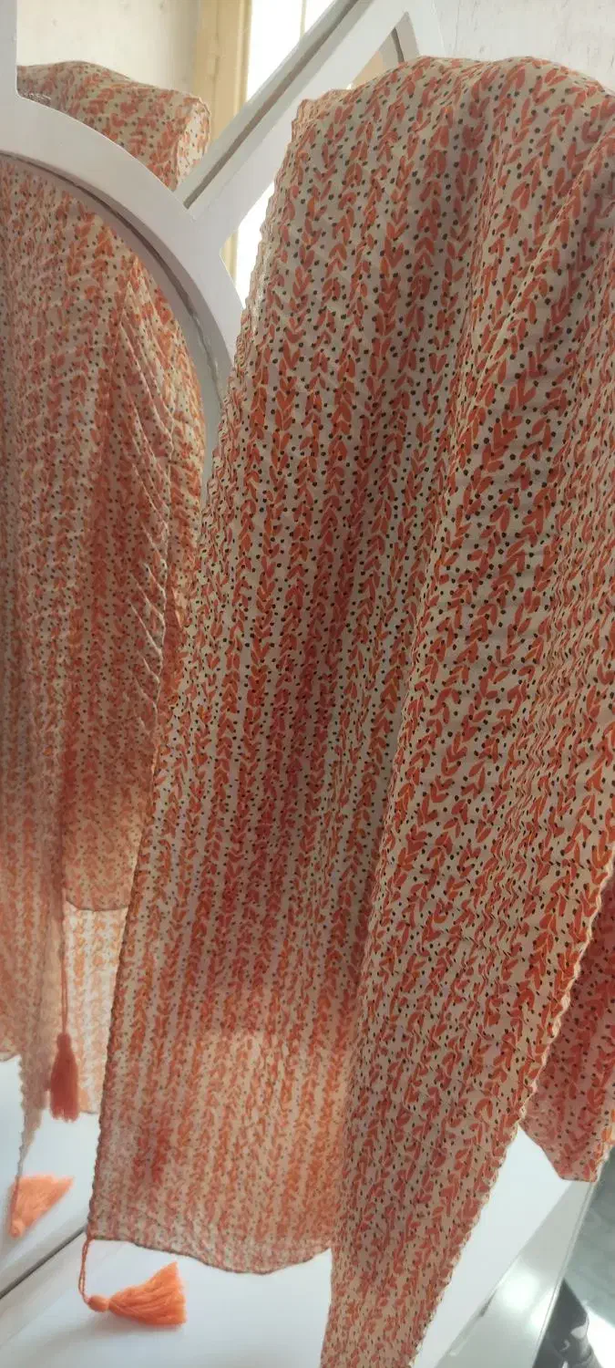 شال و لباس|لباس|خورموج, |دیوار