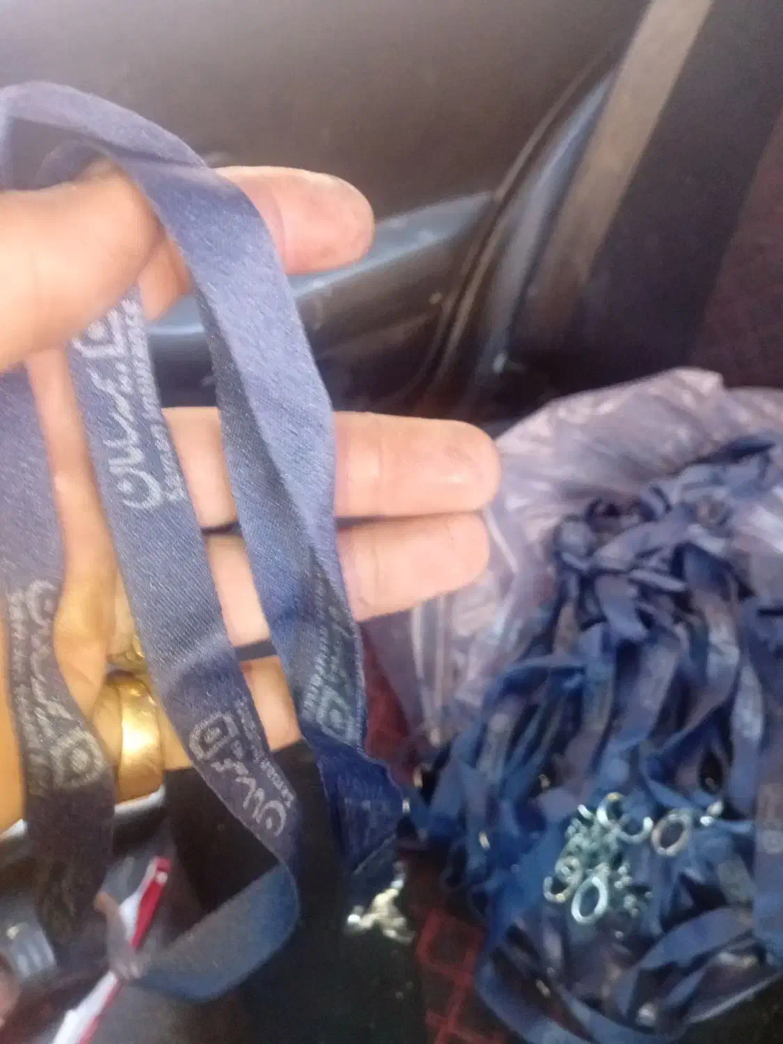 ۱۱۰عدد بند گردنی واسه موبایل دسته کلید وسایر|لوازم جانبی موبایل و تبلت|خرم‌آباد, |دیوار