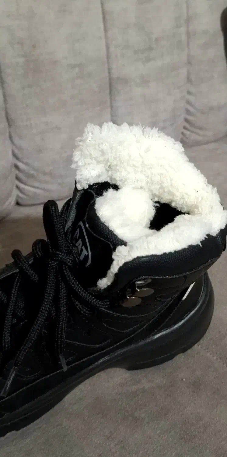 نیم بوت باکیفیت و اورجینال|کیف، کفش، کمربند|رشت, جماران|دیوار