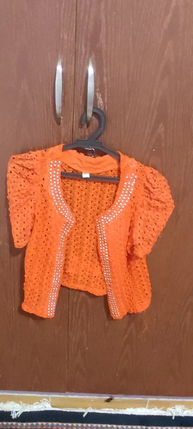 لباس زنانه|لباس|معصومیه, |دیوار