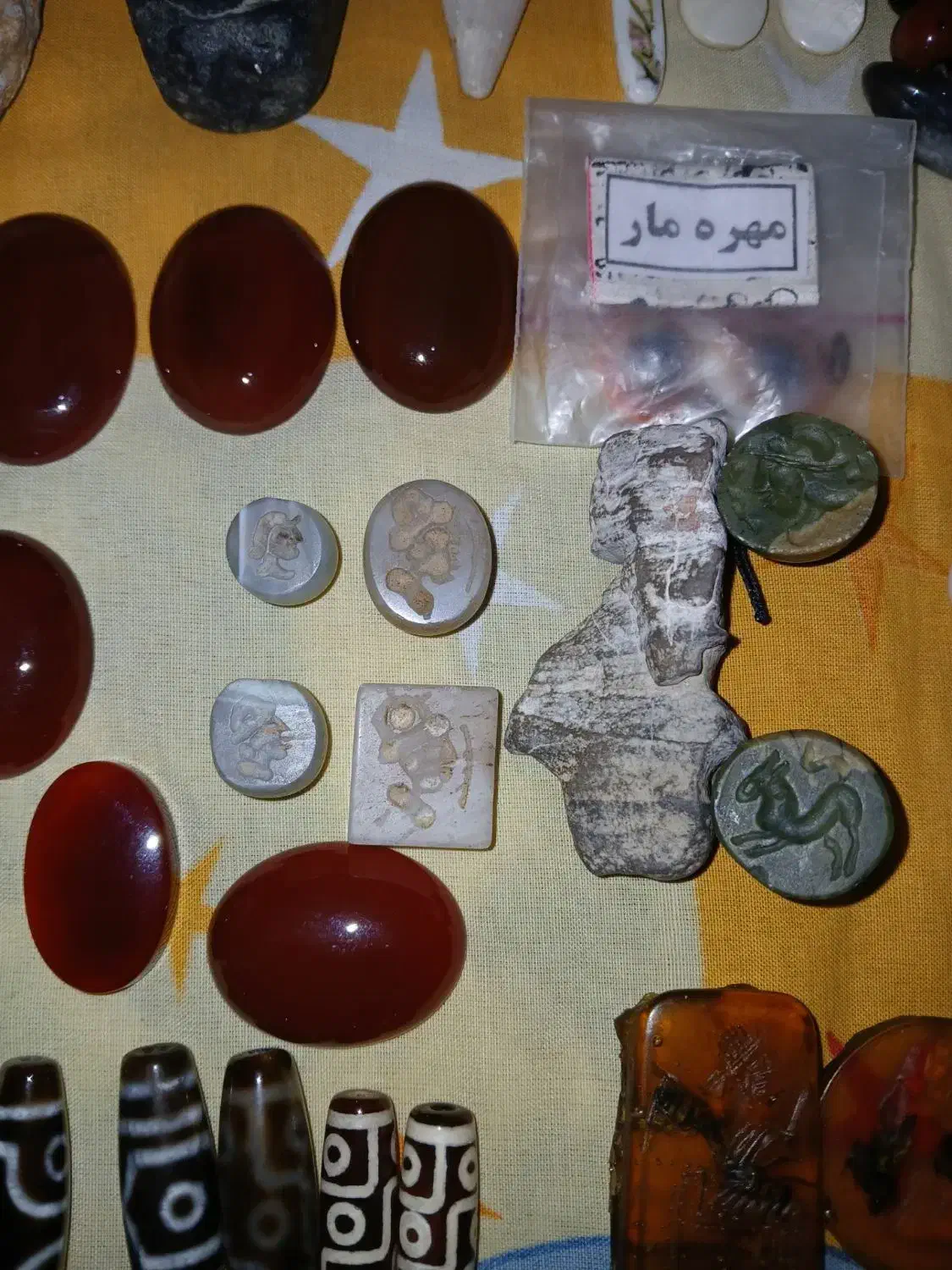 حراج 300 عدد انواع سنگ و مهره و نگین+50 کیلو راف|جواهرات|تهران, بهارستان|دیوار