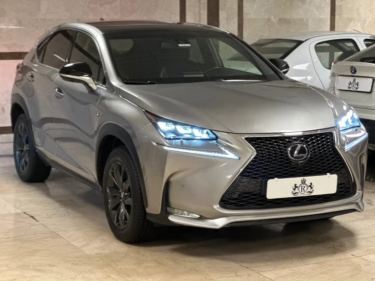 لکسوس nx 300 مدل ۲۰۱۷|خودرو سواری و وانت|تهران, صادقیه|دیوار