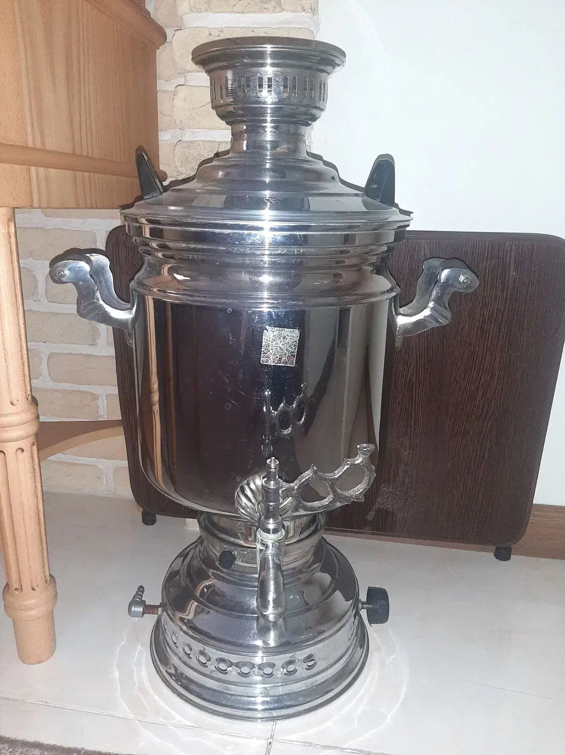 سماور گازی بزرگ بیست لیتری نو جنس برنجی و ضخیم|سماور، چایساز، قهوهساز|تهران, ابوذر|دیوار