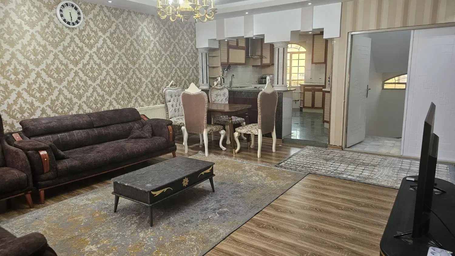 سوییت مطابق عکس|اجارهٔ کوتاه‌مدت آپارتمان و سوئیت|ارومیه, |دیوار