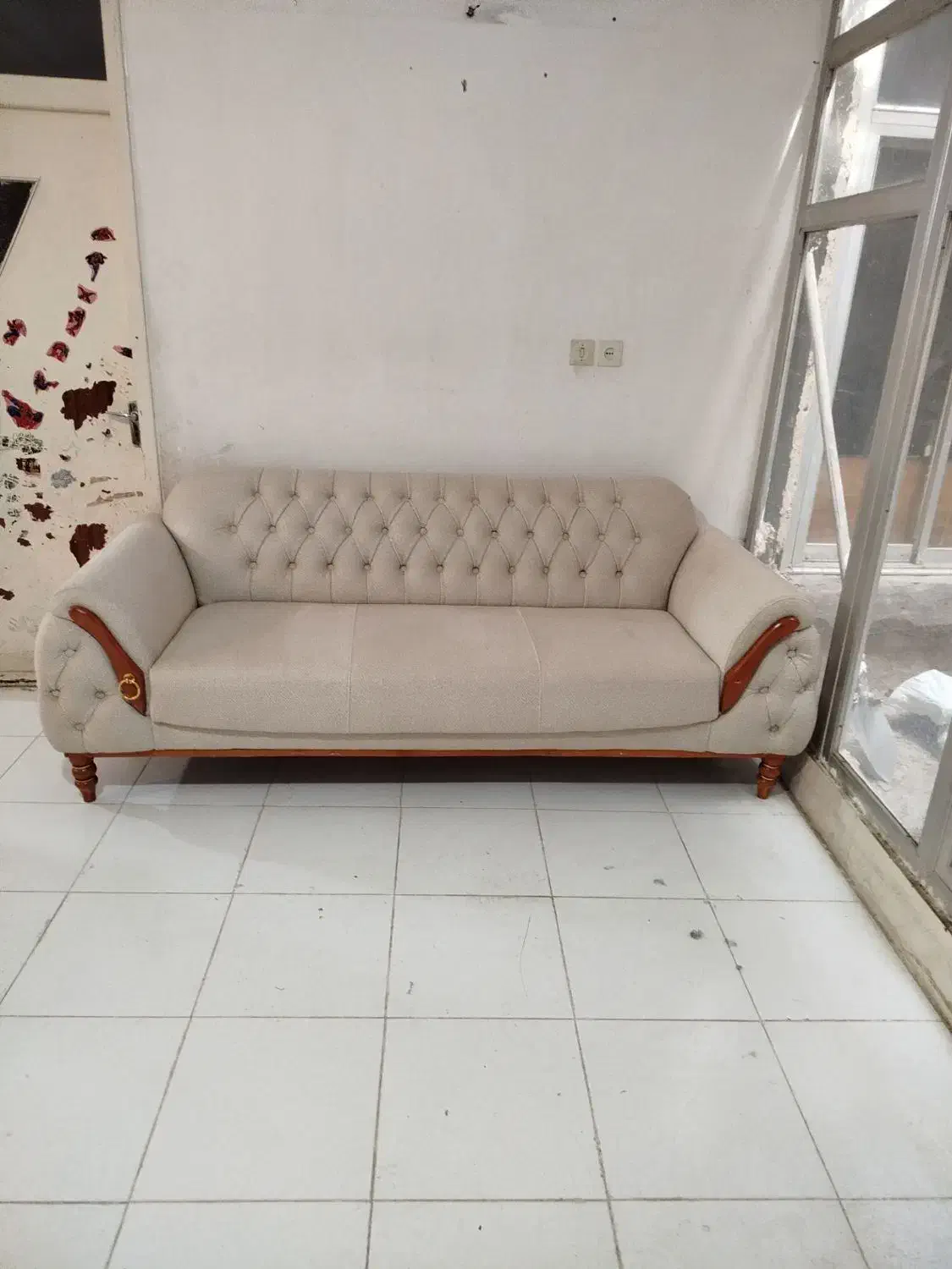 تعمیرات مبل|مبلمان خانگی و میز عسلی|مراغه, |دیوار