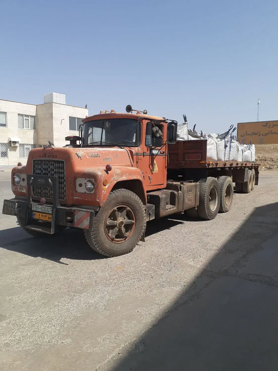 ماک ۲۰ دنده ۱۹۷۲|خودرو سنگین|زنجان, |دیوار
