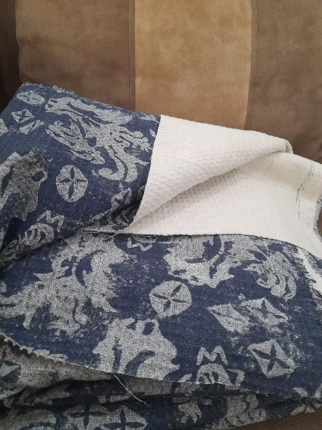 پارچه|لوازم خیاطی و بافتنی|کاشمر, |دیوار