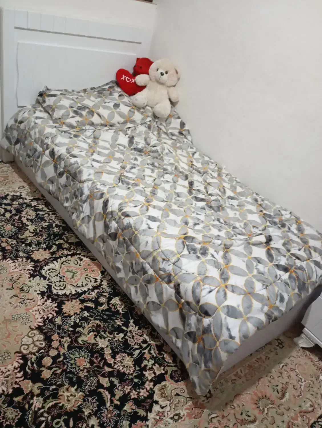 تخت و پشتی|تخت و سرویس خواب|کرمانشاه, |دیوار