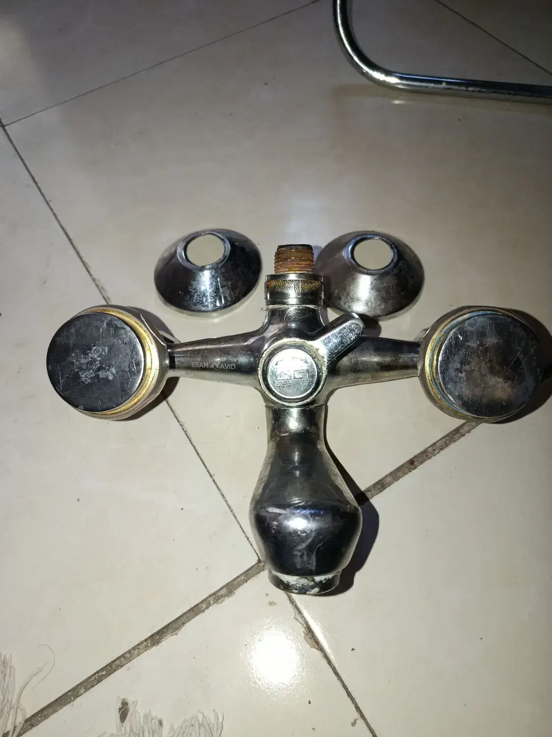 شیر ظرفشویی و حمام|لوازم سرویس بهداشتی|فولادشهر, مسکن مهر فولادشهر|دیوار