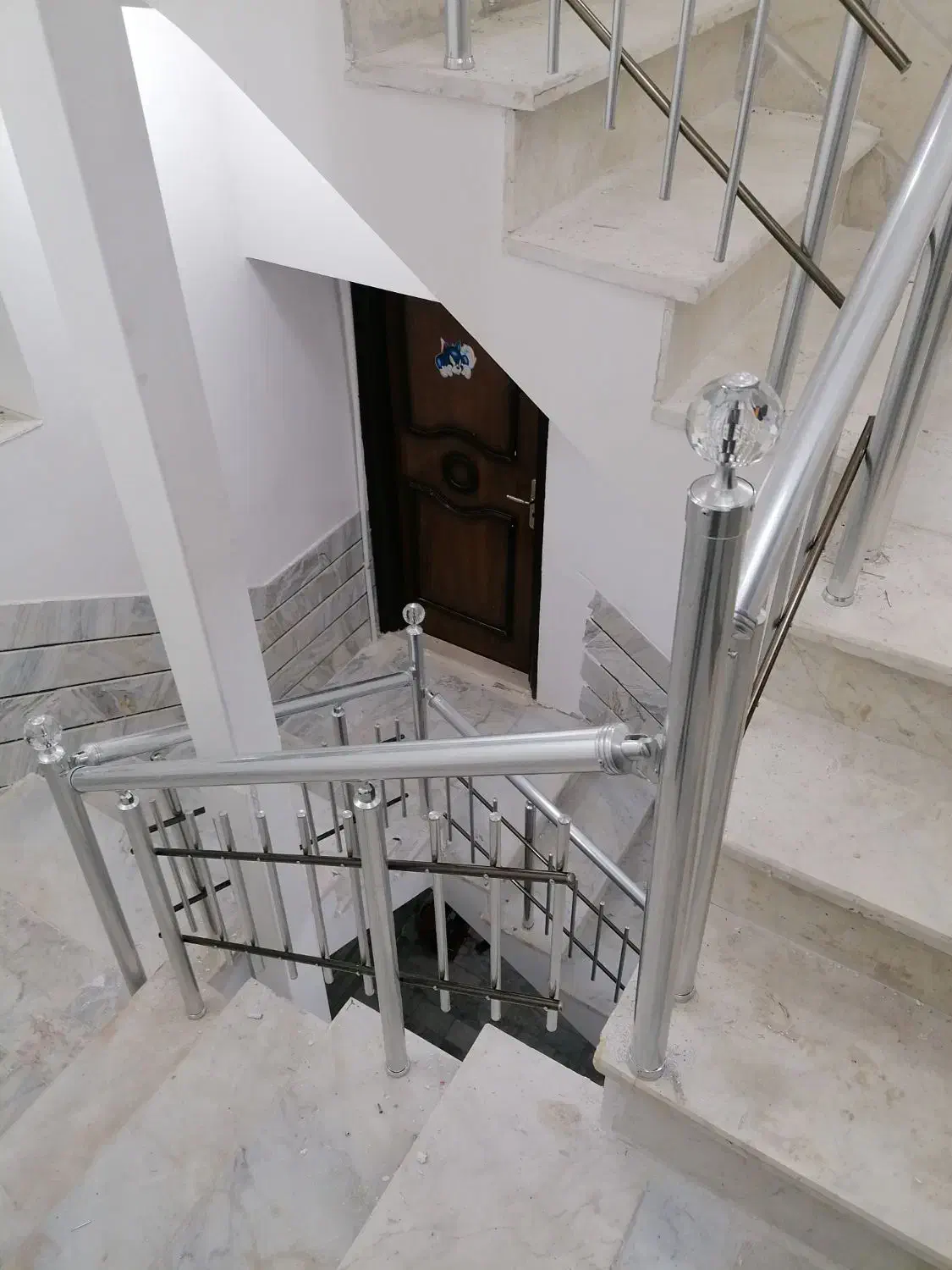 نرده و حفاظ آلومینیوم|خدمات پیشه و مهارت|گلپایگان, |دیوار