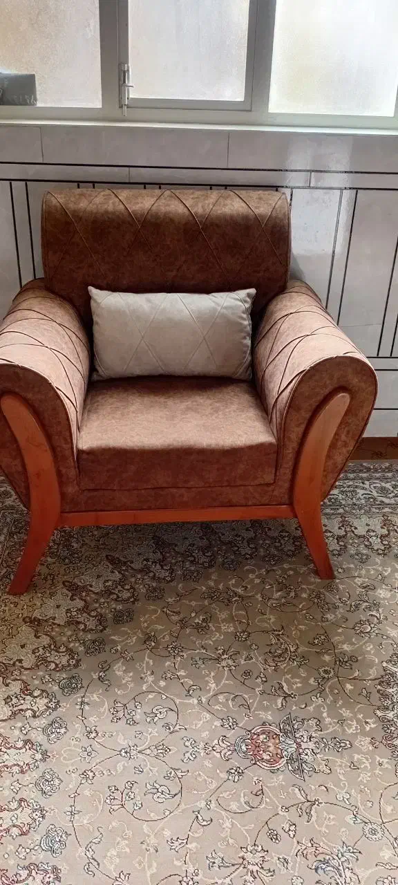 مبل راحتی|مبلمان خانگی و میز عسلی|خمینی‌شهر, |دیوار