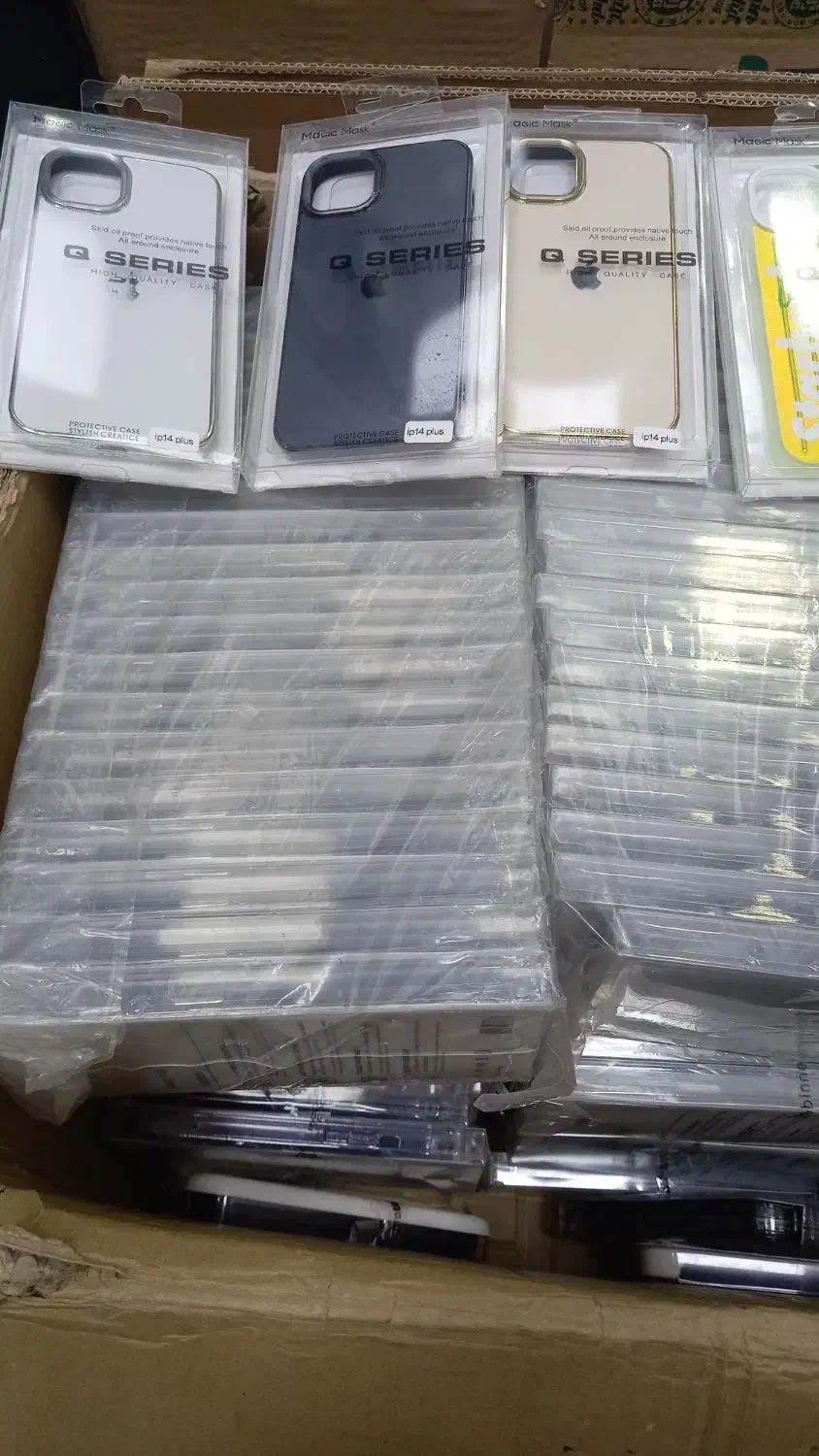 ۲۵۰ عدد قاب گوشی آیفون ۱۴ پلاس|لوازم جانبی موبایل و تبلت|تهران, عبدل‌آباد|دیوار