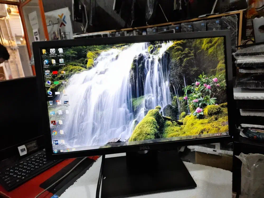 مانیتور 19 اینچ دلDell E1916HF LED کامپیوتر دوربین|قطعات و لوازم جانبی رایانه|کرمانشاه, |دیوار