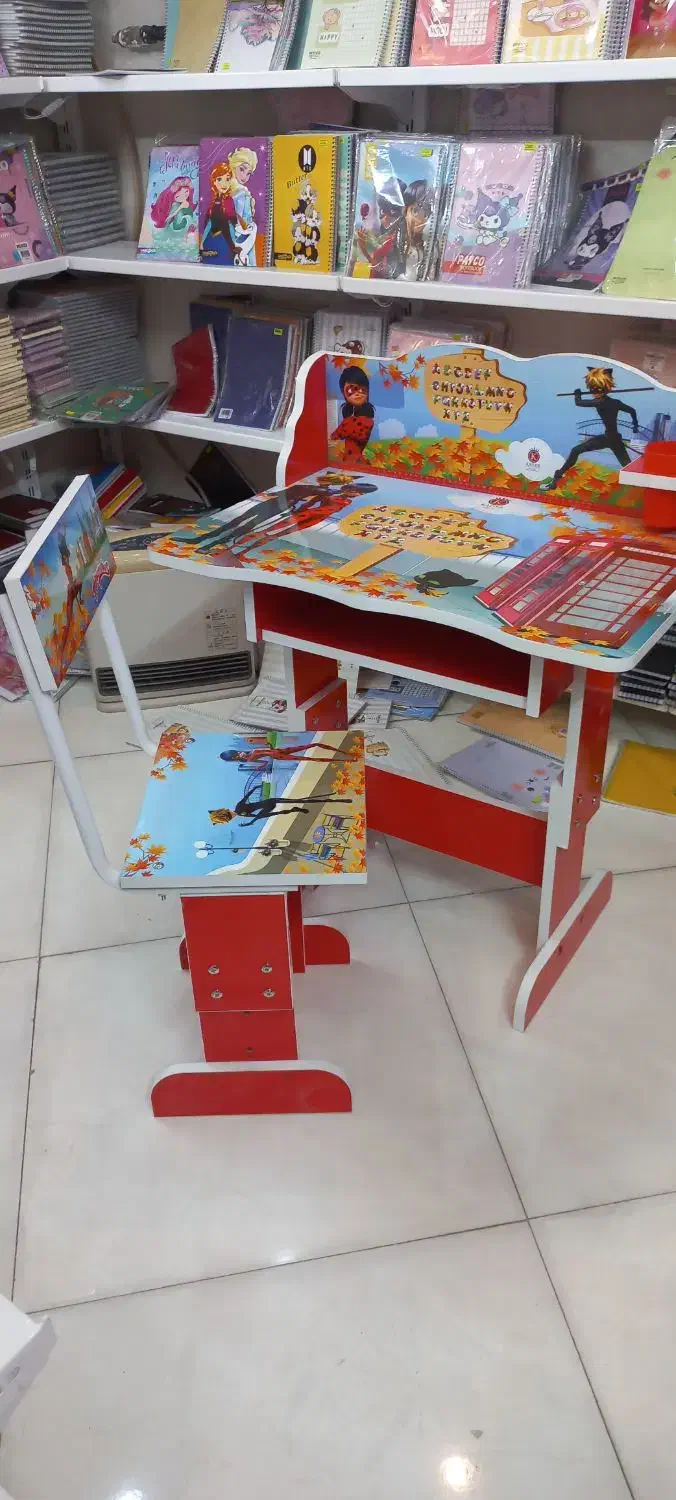 میز و صندلی  چوبی|اسباب و اثاث بچه|نیشابور, هفده شهریور|دیوار