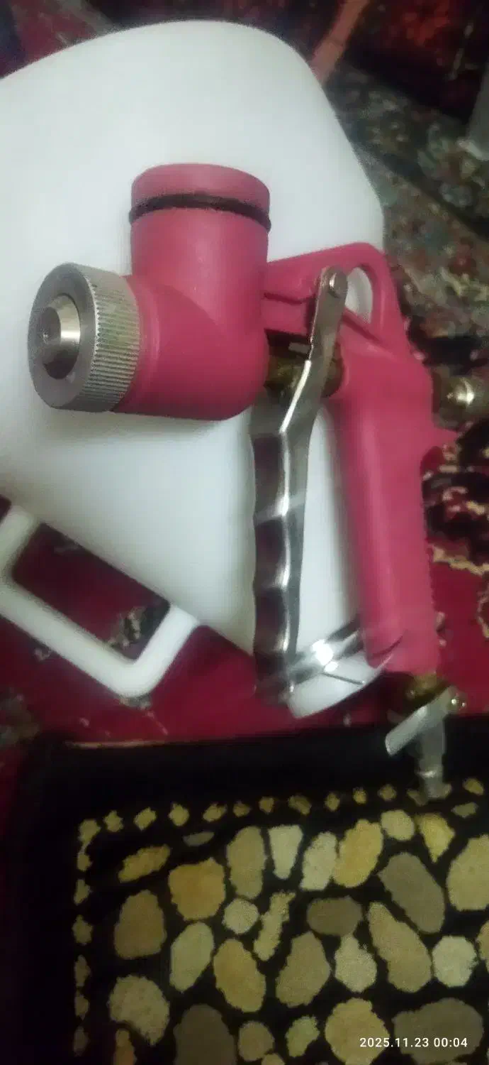 کفش وپیستوله رنگ وقاب عکس|تابلو، نقاشی، عکس|یزد, |دیوار