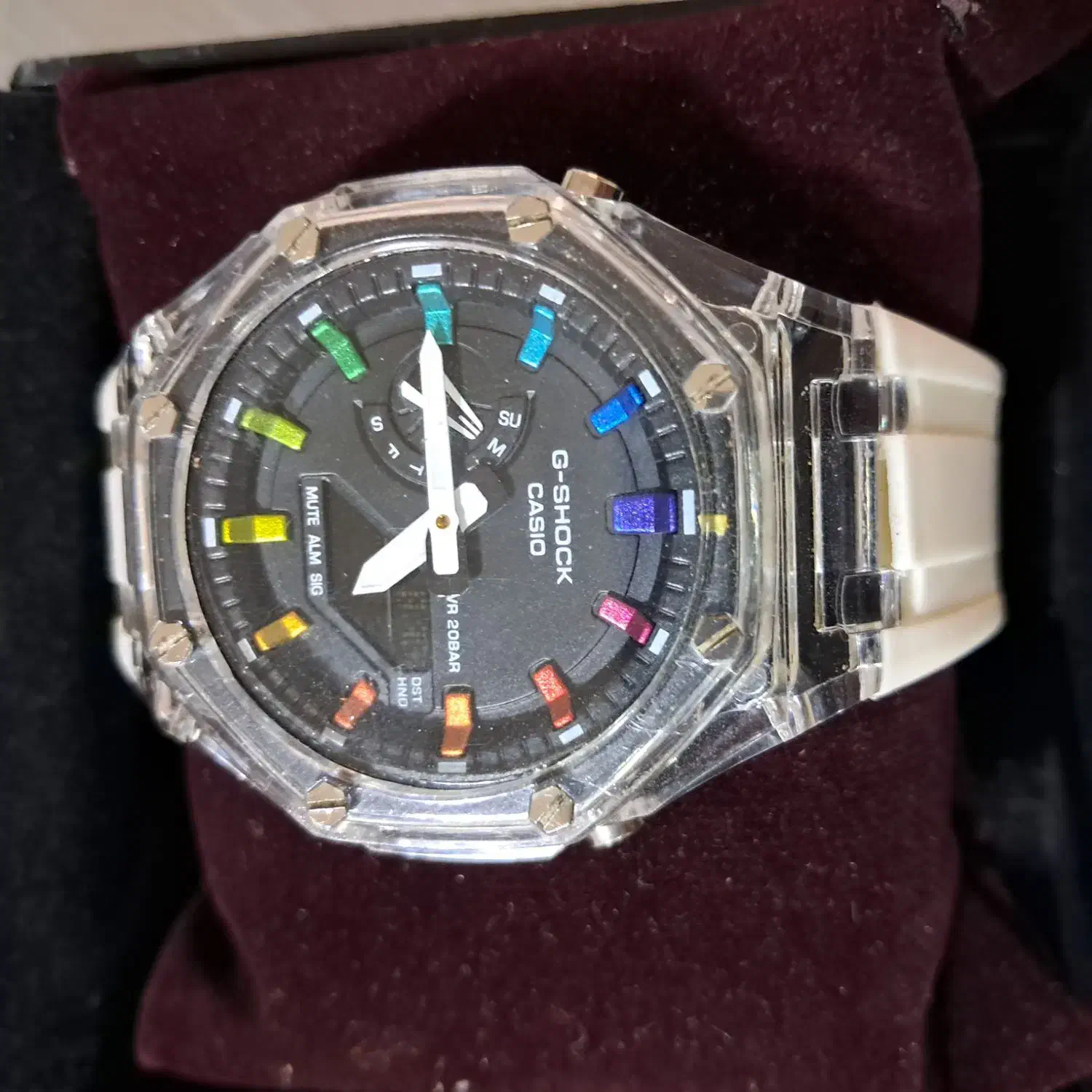 ساعت جیشاک سالم و شیک|ساعت|اشتهارد, |دیوار