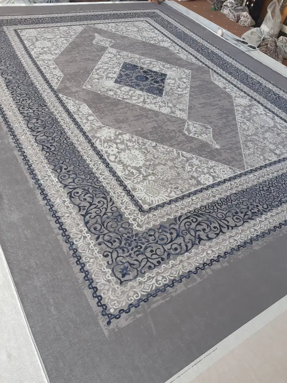 روفرشی کشدار|روفرشی|بروجرد, |دیوار