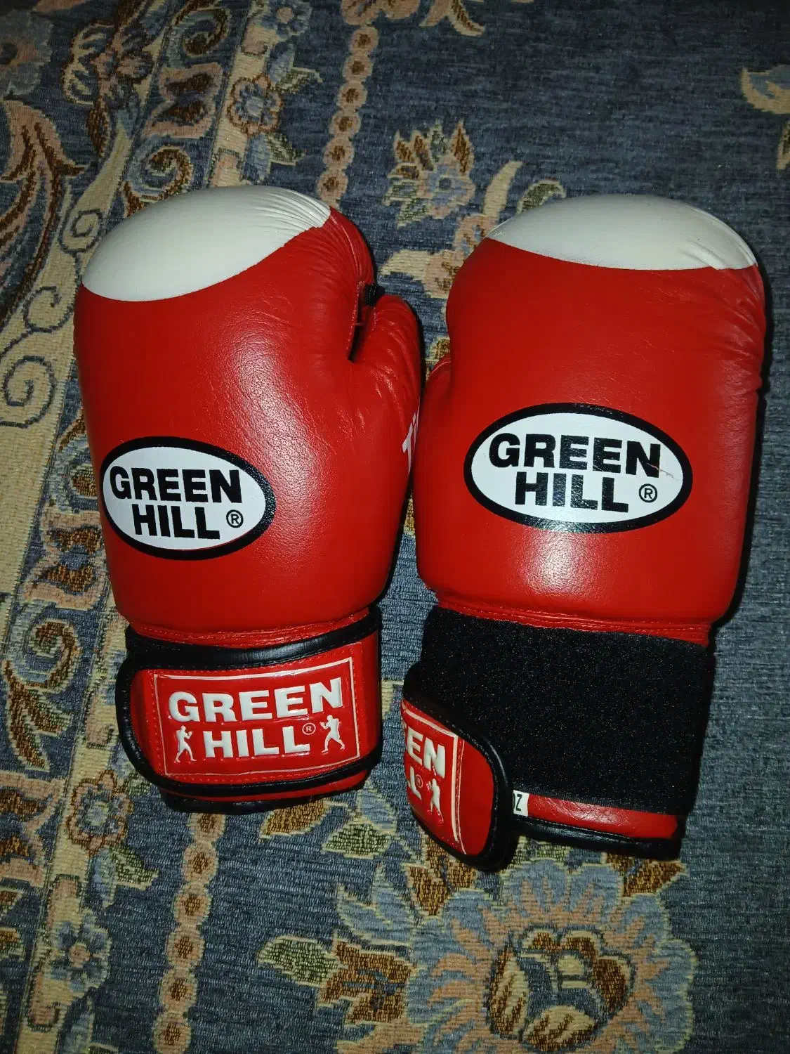 دستکش بوکس سایز ۸جنس چرم|تجهیزات ورزشی|شهرکرد, |دیوار