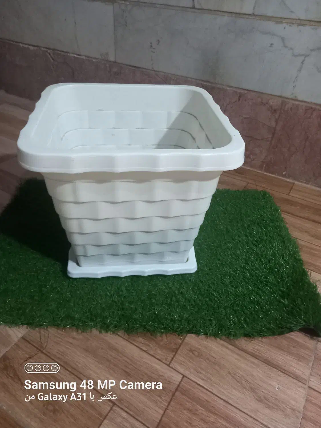 گلدان پلاستیکی|گل و گیاه طبیعی|پاکدشت, پاکدشت (مامازند)|دیوار