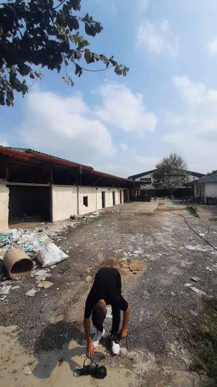 اجاده ملک۱۲۰۰متری زمین۴۰۰متر بنا با برق ۳فاز و گاز|اجارهٔ مغازه و غرفه|رشت, حومه رشت|دیوار