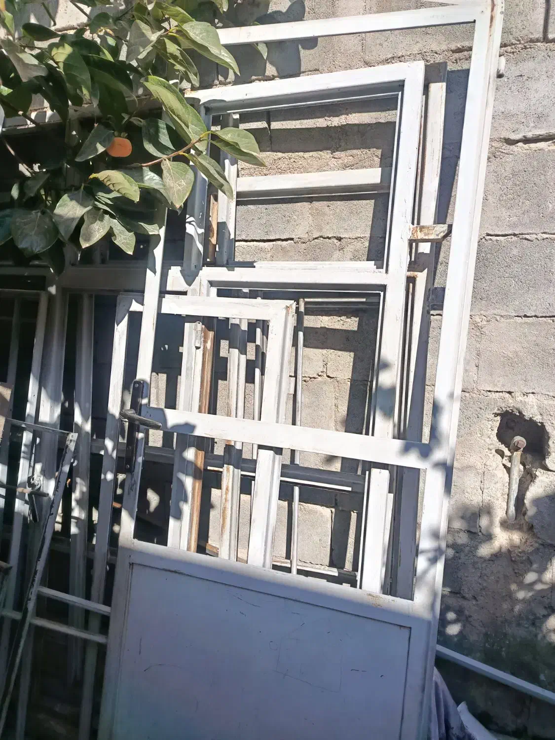 در و پنجره آهنی|مصالح و تجهیزات ساختمان|مراغه, |دیوار