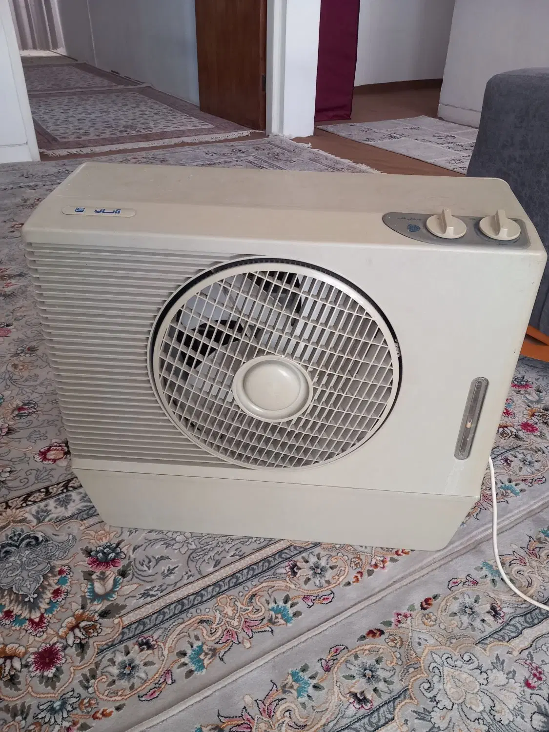 کولرآبی|کولر آبی|شیراز, ریاستی|دیوار