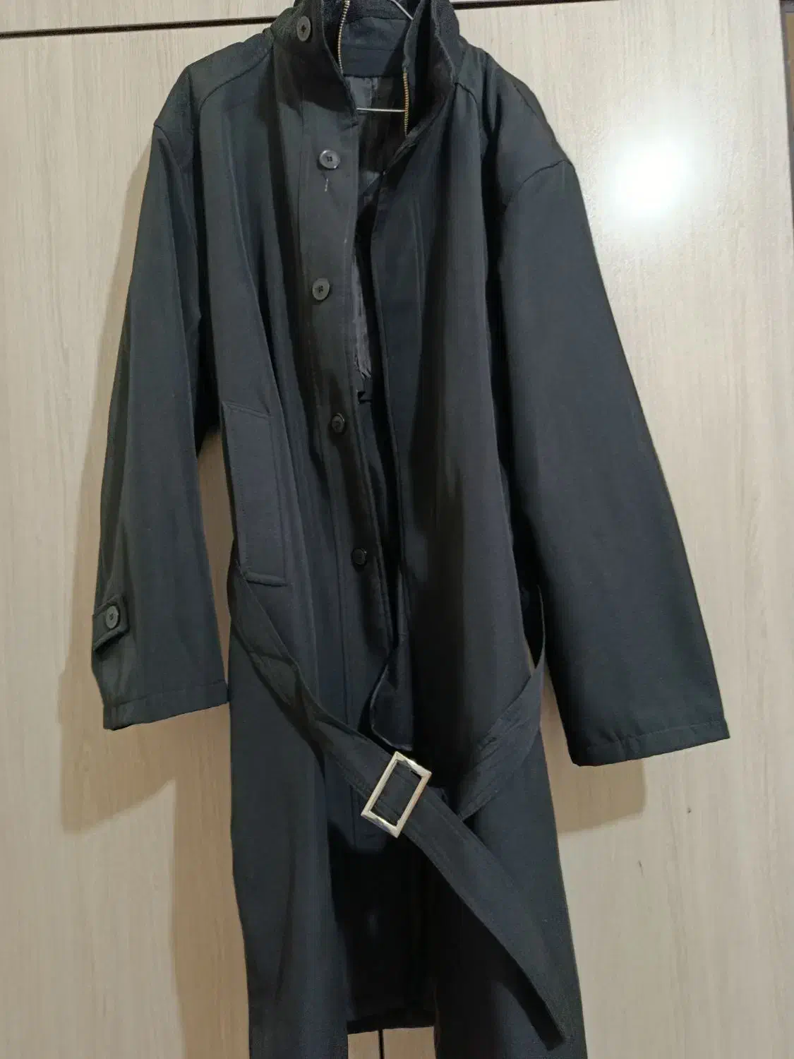 اورکت بارونی|لباس|شاهین‌شهر, عطار|دیوار