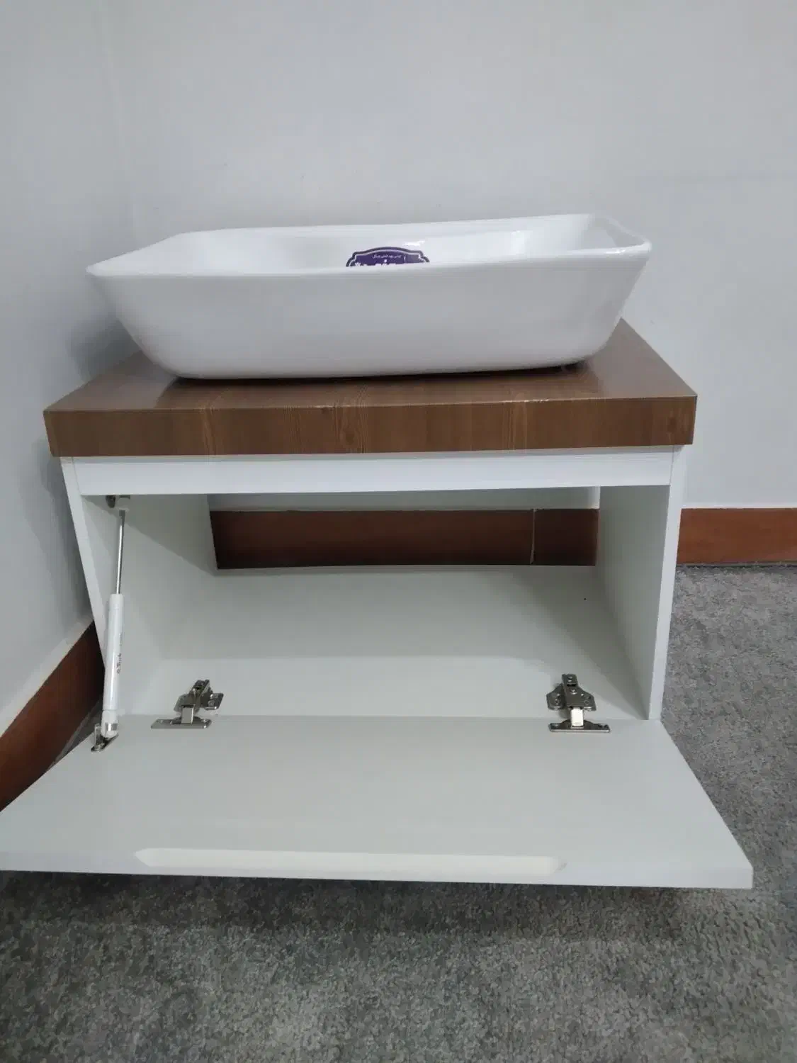 روشویی نو|لوازم سرویس بهداشتی|بابل, |دیوار