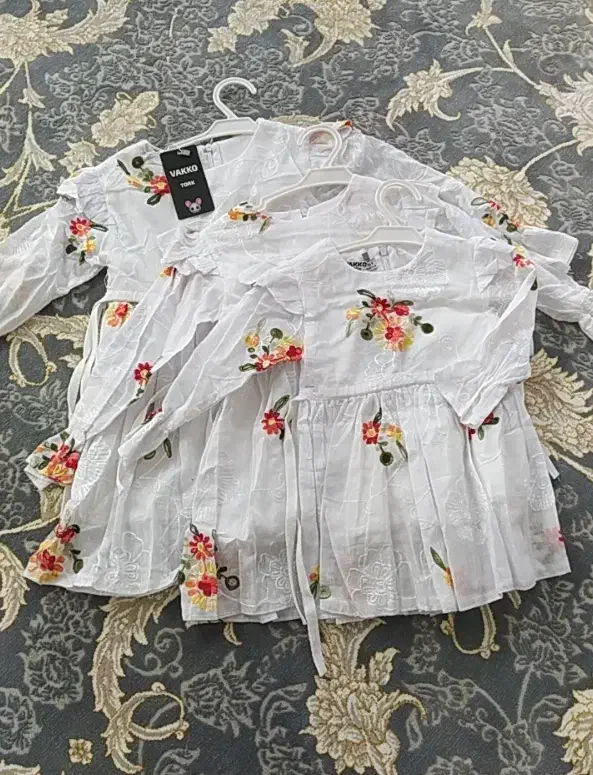 پیراهن های دخترانه|کفش و لباس بچه|سرپل ذهاب, |دیوار