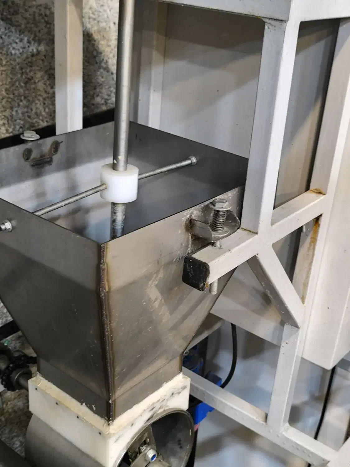 دستگاه فلافل زن 2000 هزارعددی  نو و بسیار تمیز|کافی‌شاپ و رستوران|بهارستان, |دیوار