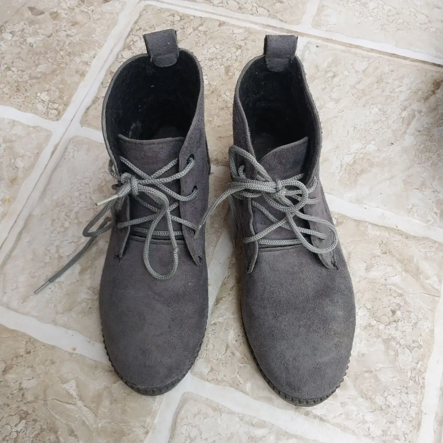 نیم بوت سایز ۳۸|کیف، کفش، کمربند|گنبد کاووس, |دیوار