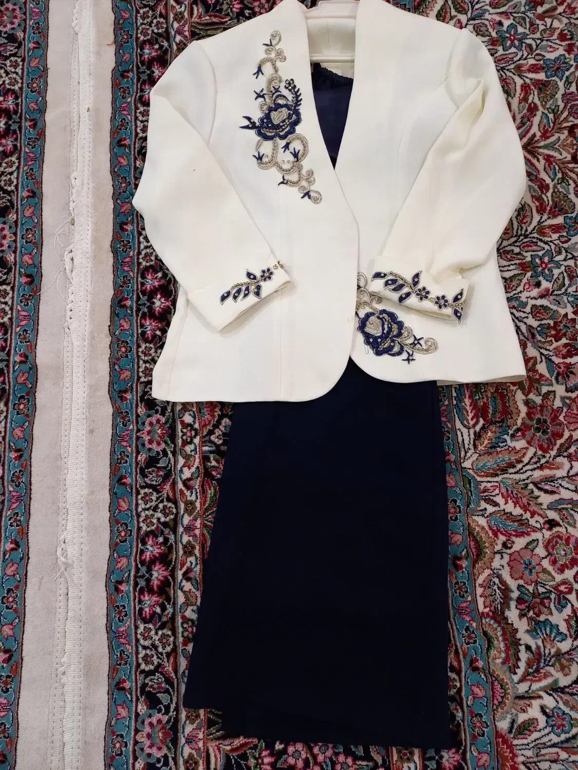 تعدادی لباس شال و روسری ومانتو وشلوار|لباس|رفسنجان, |دیوار