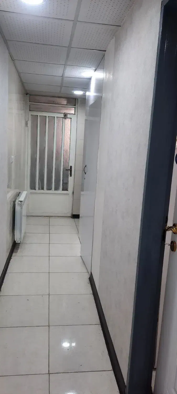 اجاره تجاری خیابان بهشتی طبقه اول|اجارهٔ دفتر کار، اتاق اداری، مطب|زرند, |دیوار