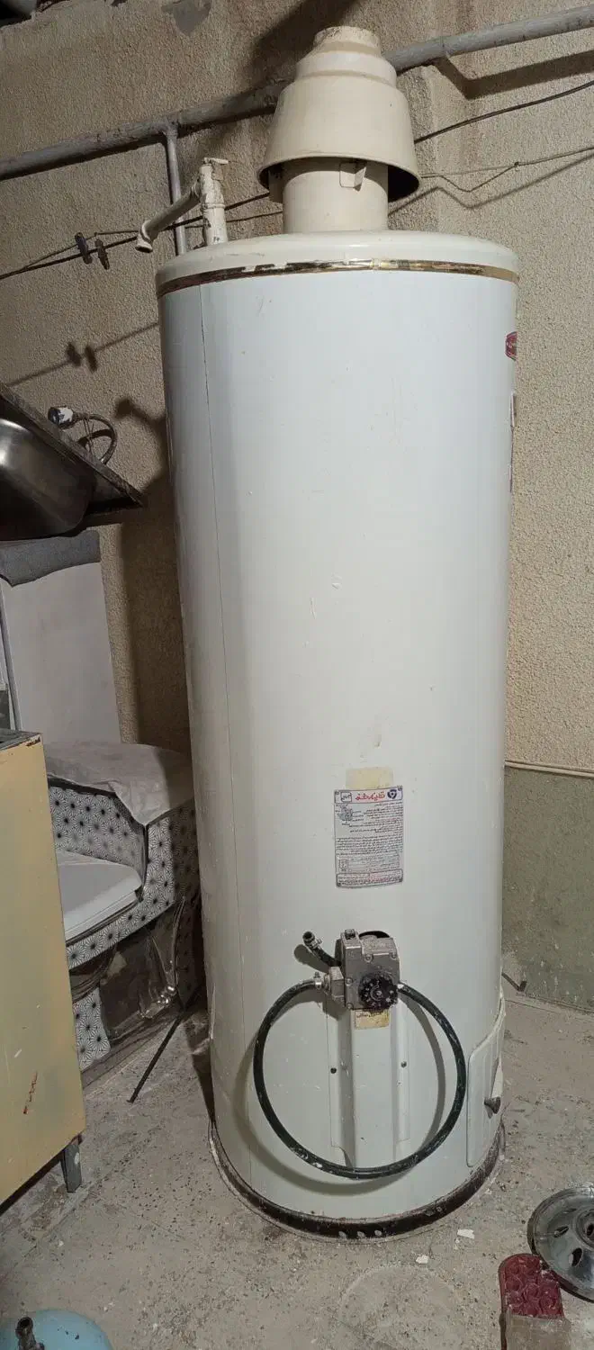 آبگرمکن ایستاده|آبگرمکن، پکیج، شوفاژ|قروه, |دیوار