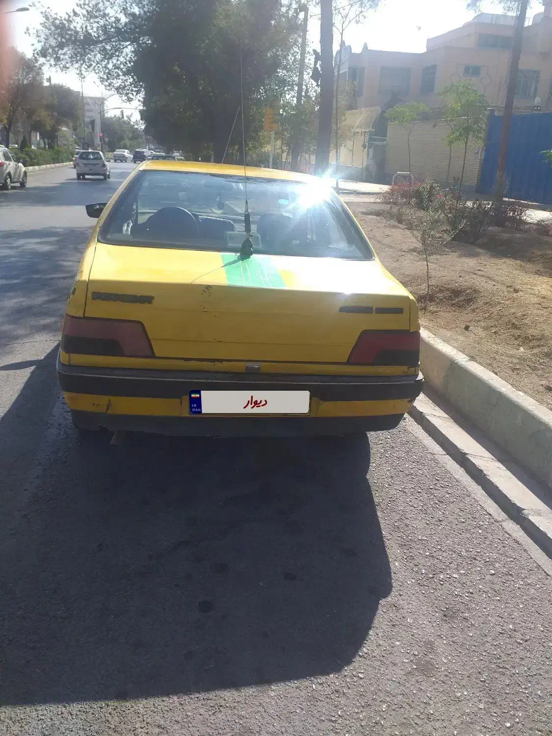 فروش تاکسی بیسیم خمینی شهر|خودرو سواری و وانت|خمینیشهر, |دیوار